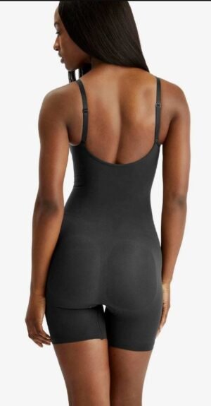 SKIMS Women's Seamless Sculpt Bodysuit Mid-Thigh Sizes S-M/ L-XL/ 2X-3X - Image 4