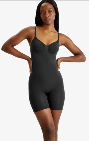 SKIMS Women's Seamless Sculpt Bodysuit Mid-Thigh Sizes S-M/ L-XL/ 2X-3X - Image 3